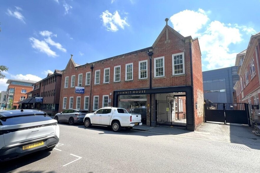 Waterloo Ln, Chelmsford for lease - Building Photo - Image 1 of 13