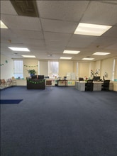 488 Freedom Plains Rd, Poughkeepsie, NY à louer Photo intérieure- Image 2 de 6