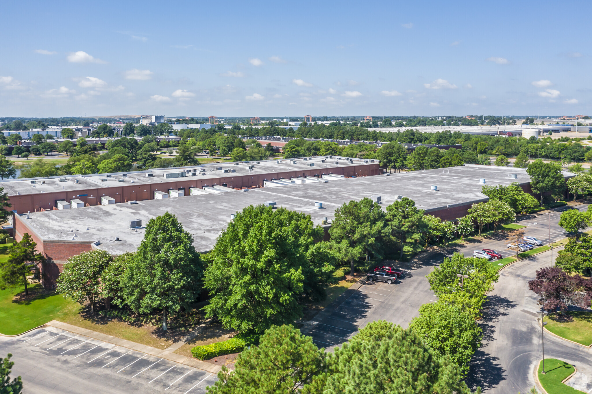 3952-3984 Willow Lake Blvd, Memphis, TN for sale Building Photo- Image 1 of 1