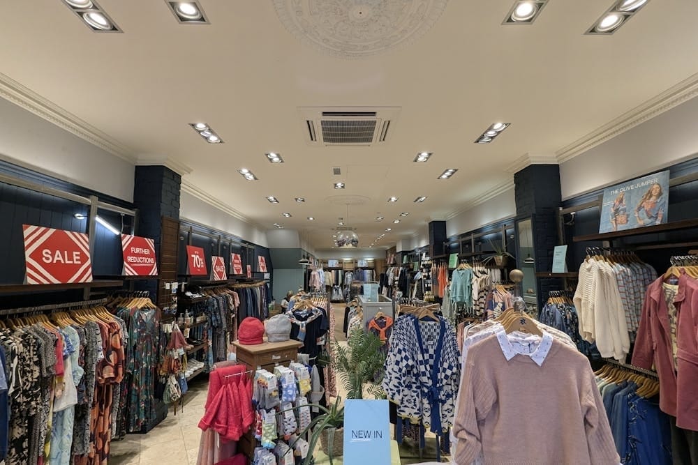 22B High St, Weybridge for lease Interior Photo- Image 1 of 6