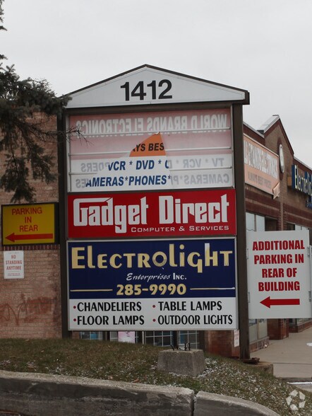 1412 Kennedy Rd, Toronto, ON à louer - Photo du bâtiment - Image 3 de 5