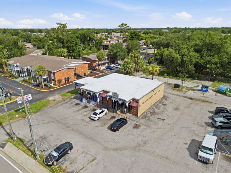 1228 Holden Ave, Orlando, FL à vendre - Photo du bâtiment - Image 2 de 5