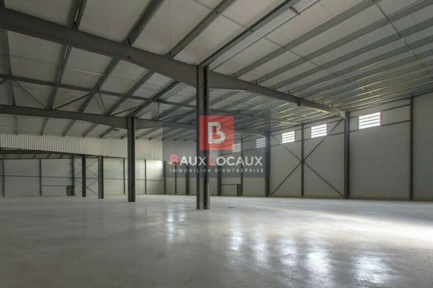 Industrial in Beaucaire for lease - Interior Photo - Image 2 of 5