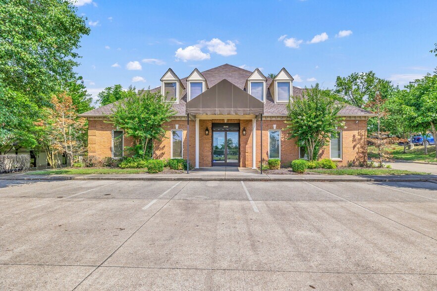 3040 Business Park Cir, Goodlettsville, TN à louer - Photo du bâtiment - Image 1 de 31