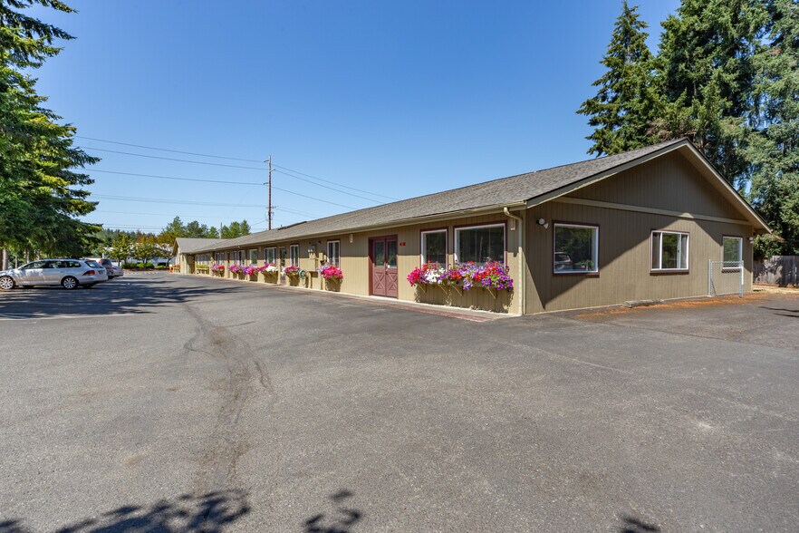 31 Colwell St, Port Hadlock, WA à louer - Photo du bâtiment - Image 3 de 29