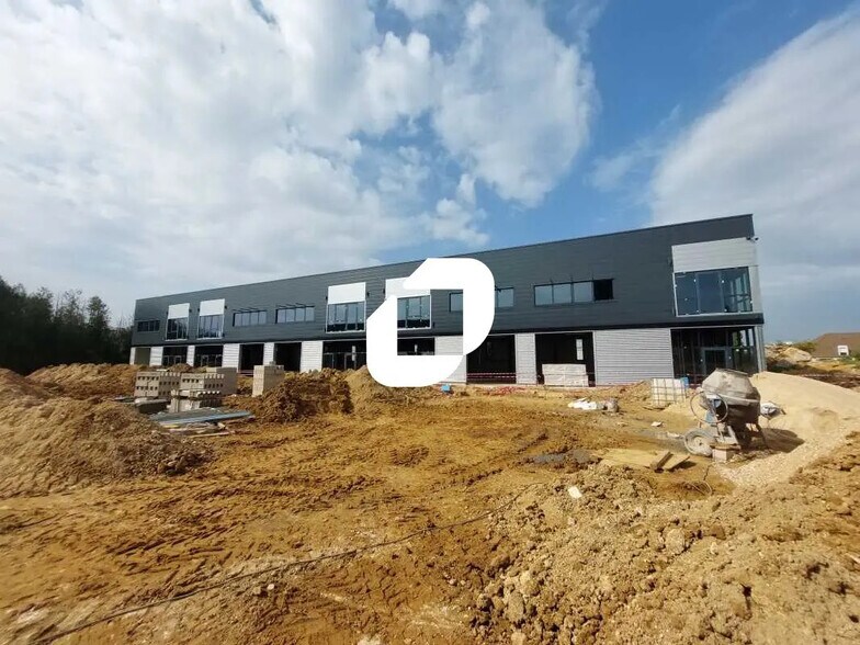 Flex dans Plaisir à louer - Photo du bâtiment - Image 2 de 10