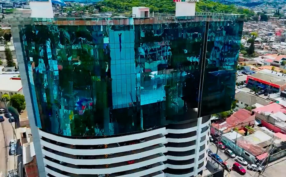 Bureau dans 401 Avenida Republica De Panama, Tegucigalpa, Avenida Republica De Panama à vendre - Photo du bâtiment - Image 3 de 11