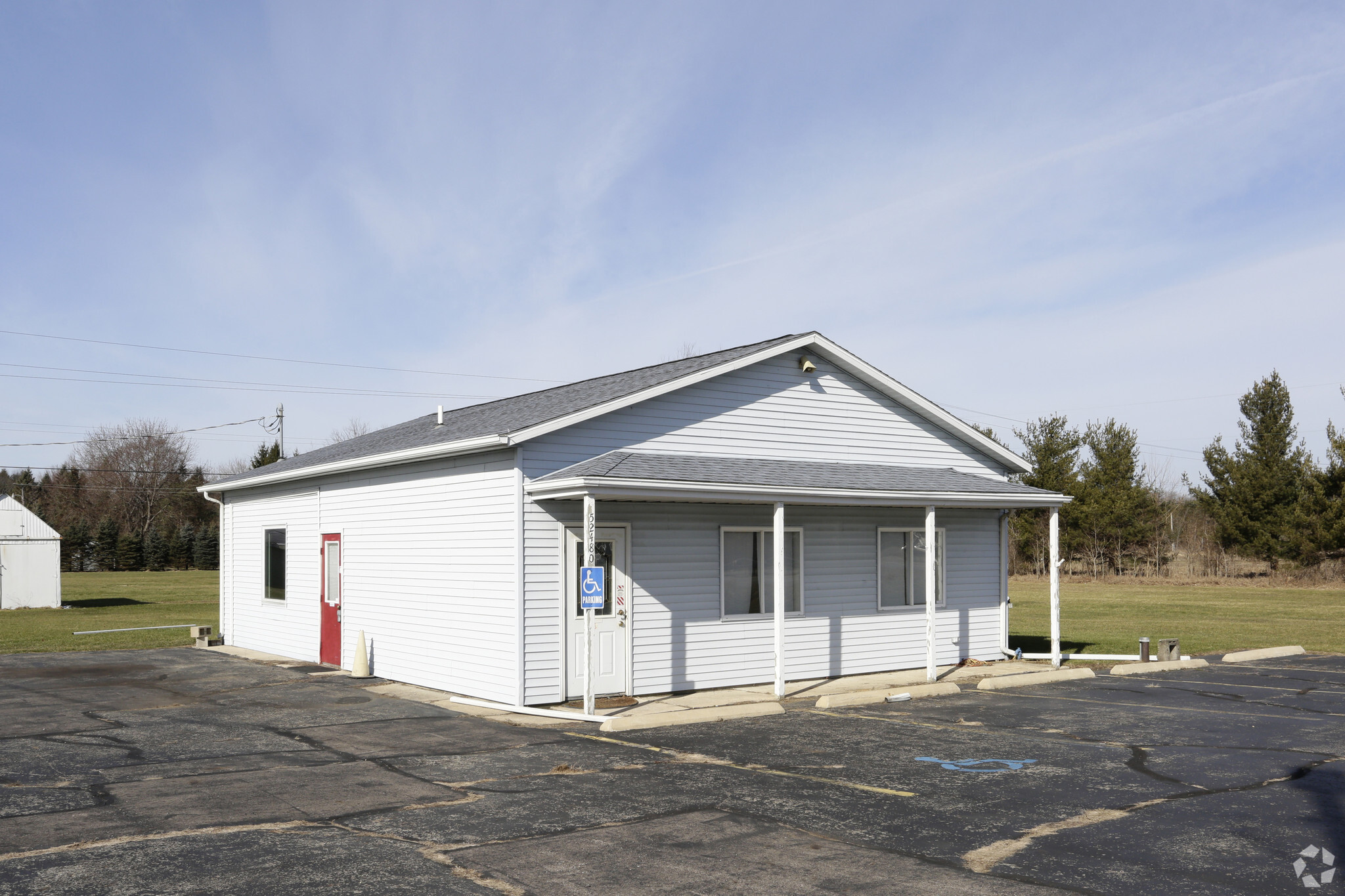 52480 Us-131, Three Rivers, MI for sale Primary Photo- Image 1 of 1