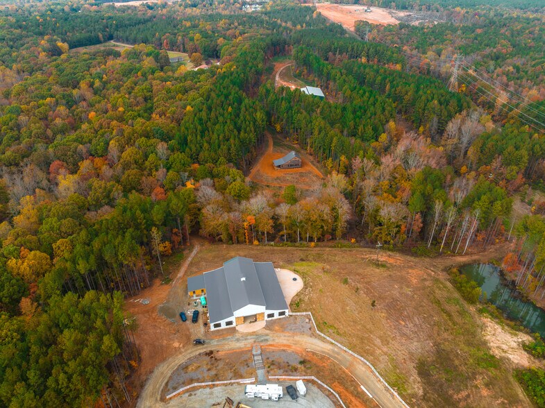 8178 Island Point Rd, Sherrills Ford, NC à vendre - Photo principale - Image 1 de 40