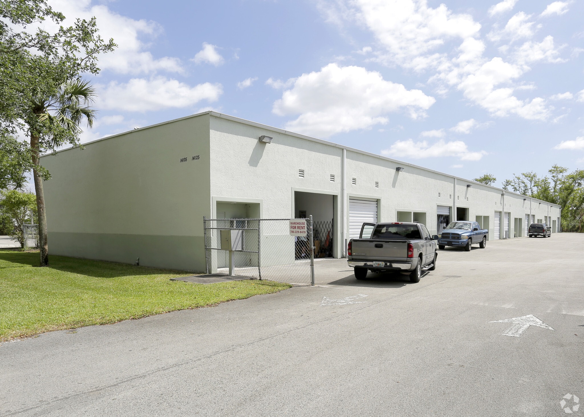 14105-14125 SW 139th Ct, Miami, FL for lease Primary Photo- Image 1 of 8