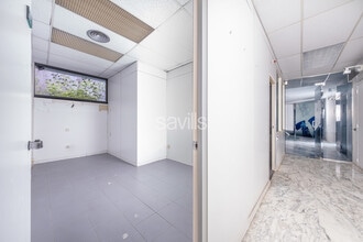 Retail in Barcelona, Barcelona for lease Interior Photo- Image 2 of 10