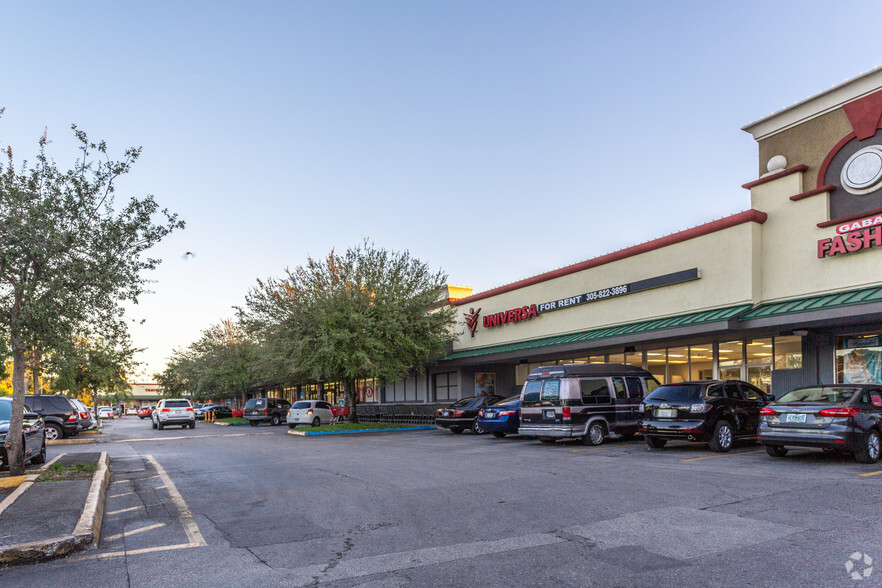 1550 W 84th St, Hialeah, FL for lease - Primary Photo - Image 1 of 10