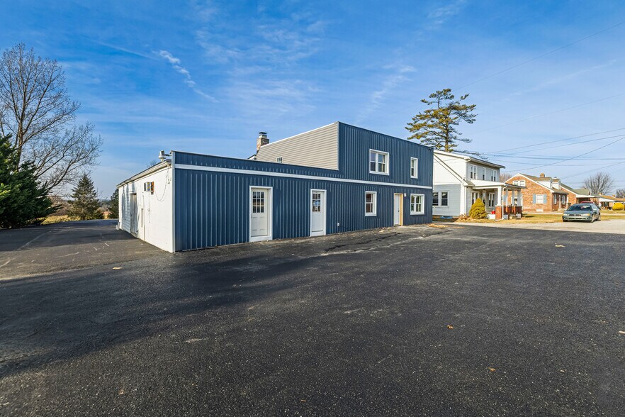 1482 Seven Valleys Rd, York, PA à vendre - Photo du bâtiment - Image 2 de 45