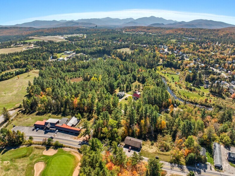 50-56 Alpine Ln, Lake Placid, NY à vendre - Aérien - Image 2 de 32