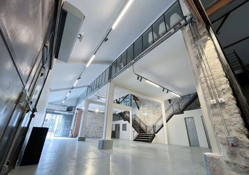 Office in Vitry-sur-Seine for lease - Building Photo - Image 3 of 16