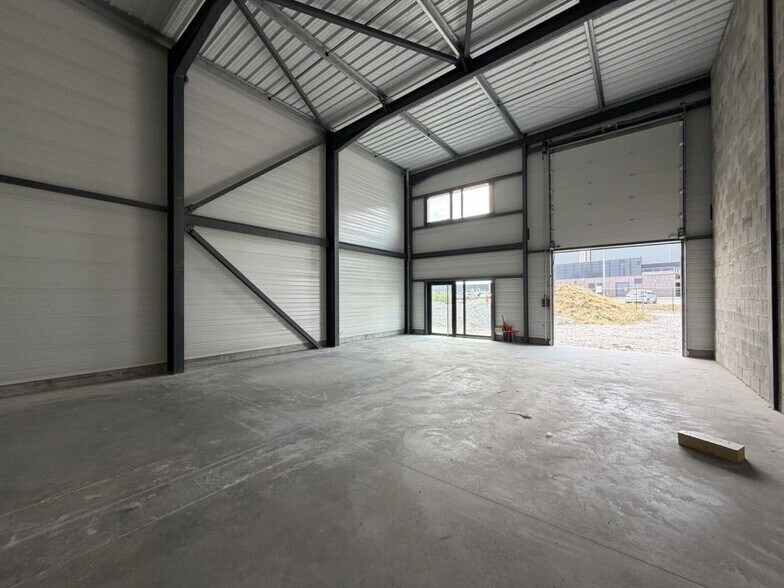 Flex in Beauvallon for lease - Building Photo - Image 2 of 8