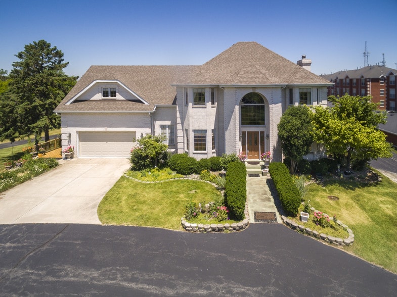 9910 W 167th St, Orland Park, IL for sale - Primary Photo - Image 1 of 9
