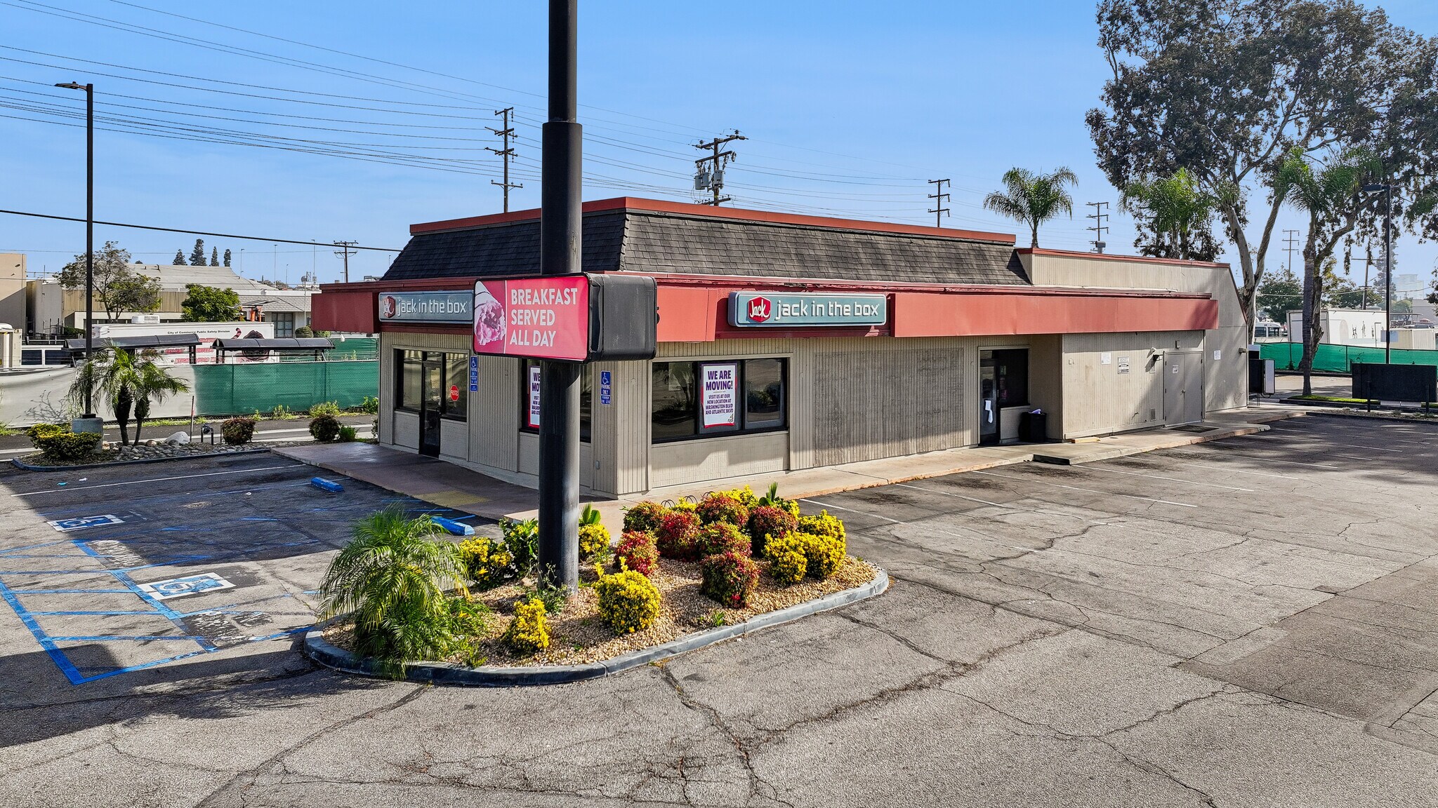 5555 E Washington Blvd, Commerce, CA for lease Primary Photo- Image 1 of 13