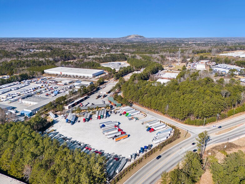 6595 Marshall Blvd, Lithonia, GA for lease - Building Photo - Image 2 of 8