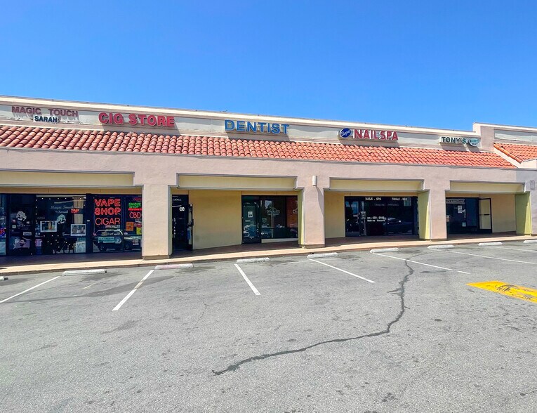 9276-9452 Telephone Rd, Ventura, CA à louer - Photo du bâtiment - Image 3 de 9