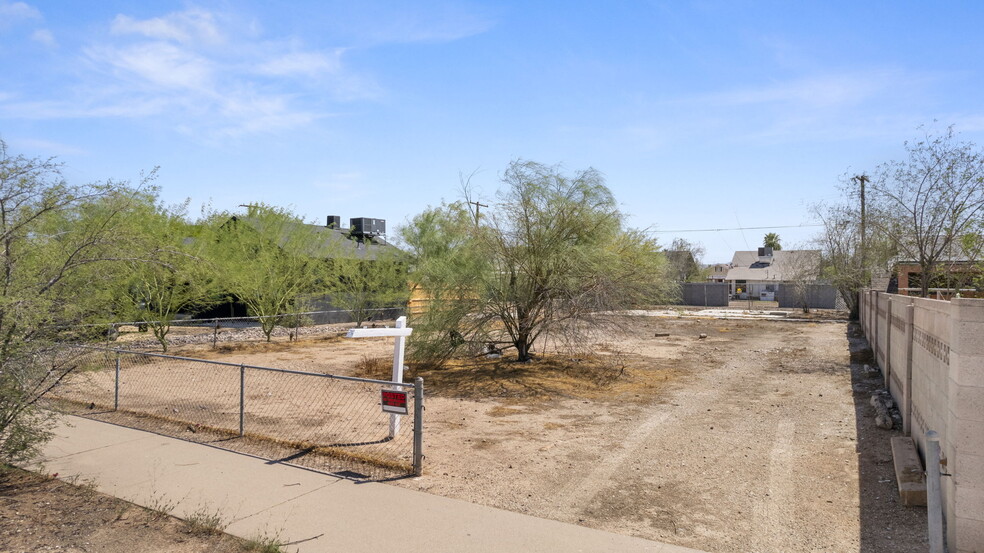 1205 E Garfield St, Phoenix, AZ for sale - Primary Photo - Image 1 of 17