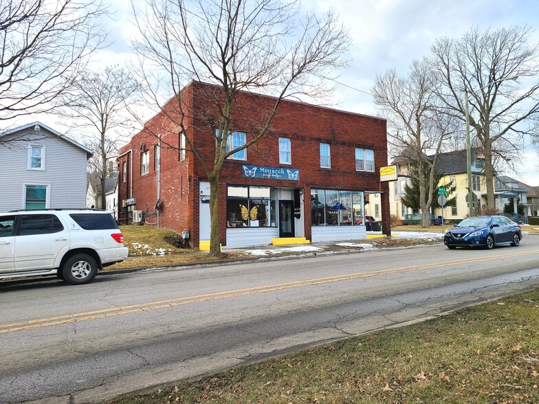 1833 N Wells St, Fort Wayne, IN for sale - Building Photo - Image 1 of 1