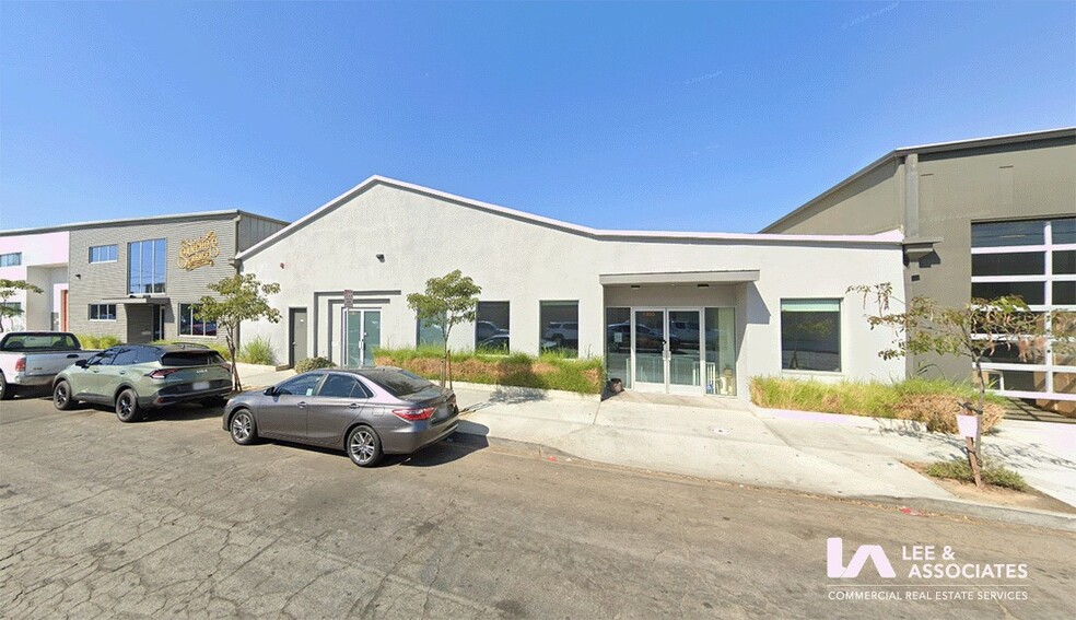 1345-1355 Orizaba Ave, Long Beach, Long Beach, CA for lease - Primary Photo - Image 1 of 12