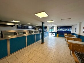 74 Cradley Rd, Cradley Heath for lease Interior Photo- Image 2 of 7