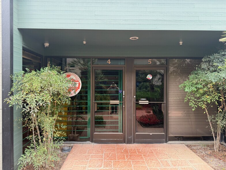 4848 Colt St, Ventura, CA à vendre - Photo du bâtiment - Image 3 de 7
