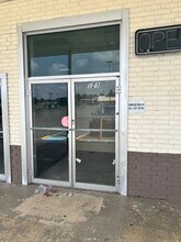 501 S Main St, Springhill, LA for lease Interior Photo- Image 2 of 13