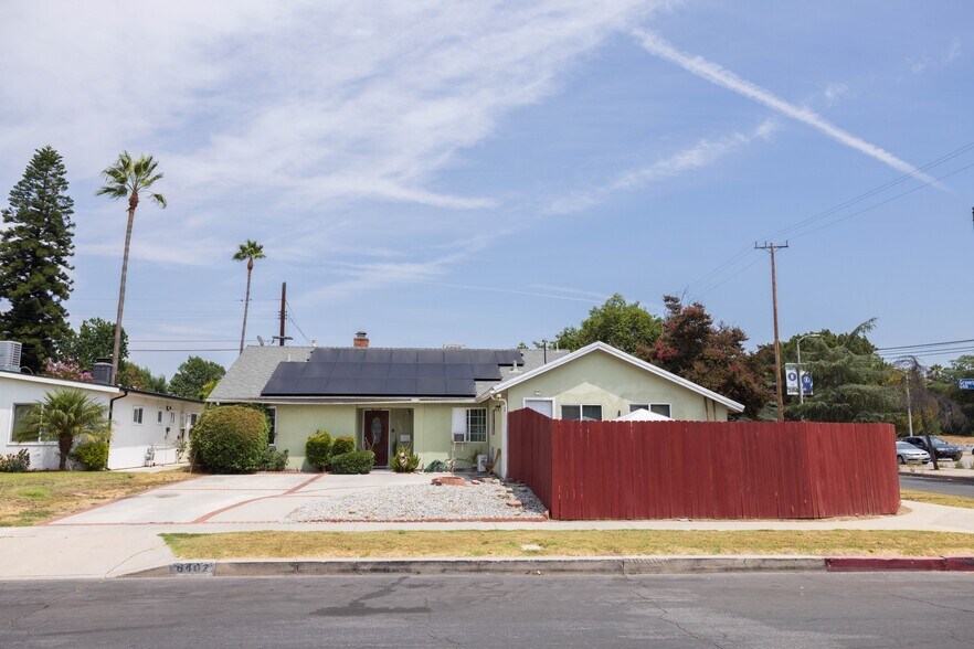 6402 Graves Ave, Van Nuys, CA à vendre - Photo du bâtiment - Image 1 de 56
