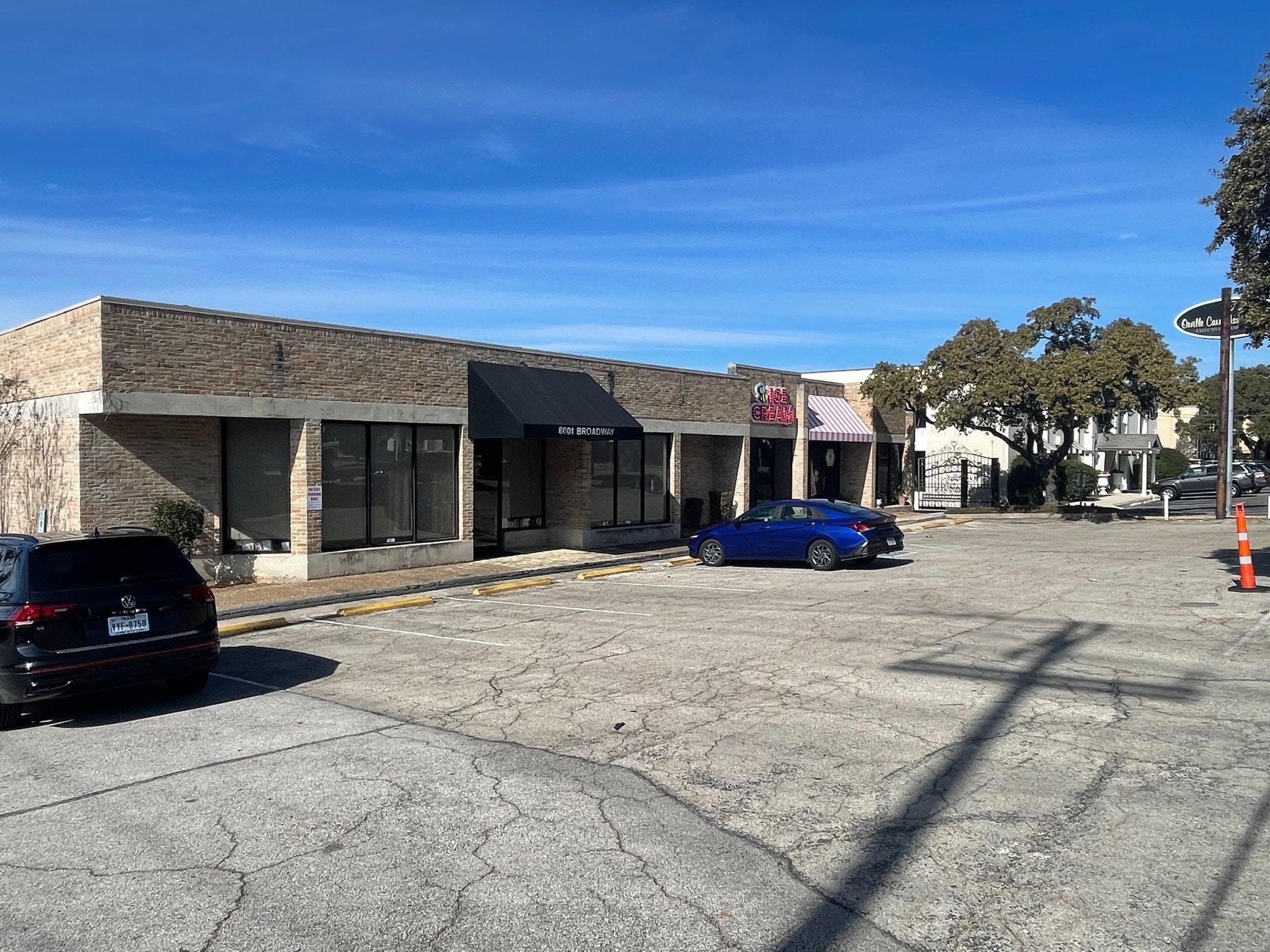 8001-8003 Broadway St, San Antonio, TX for lease Building Photo- Image 1 of 14
