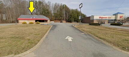 58 US-64 Hwy, Hayesville, NC for sale Building Photo- Image 2 of 4