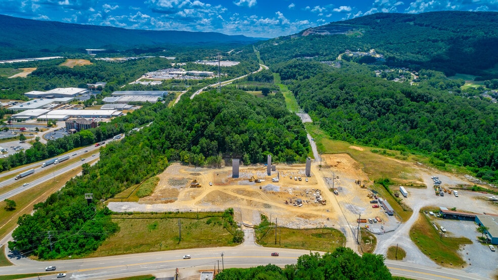 3800 Cummings Hwy, Chattanooga, TN for sale - Primary Photo - Image 1 of 14