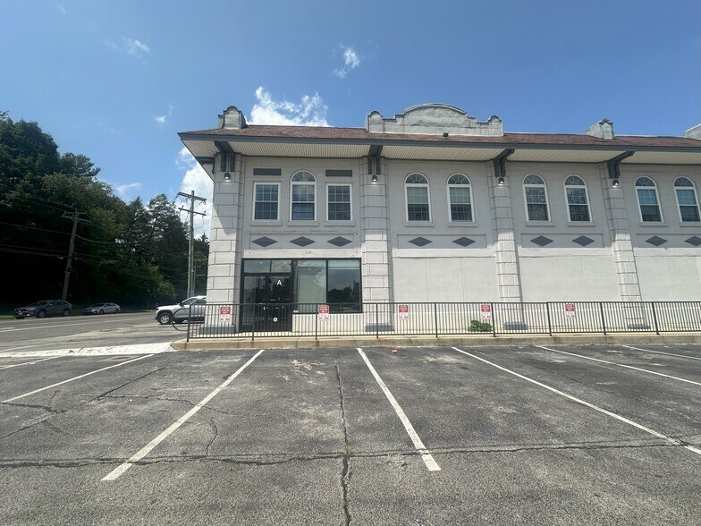 2231 Bryn Mawr Ave, Philadelphia, PA à louer - Photo du bâtiment - Image 2 de 31