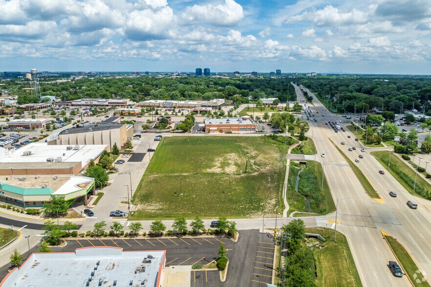 80 W Higgins Rd, Hoffman Estates, IL à vendre - Aérien - Image 2 de 7