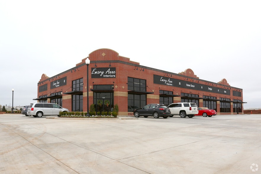 120 NE 150th St, Edmond, OK for lease - Building Photo - Image 1 of 6
