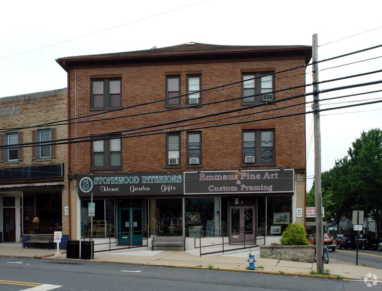 2-6 S 4th St, Emmaus, PA à vendre - Photo principale - Image 1 de 1