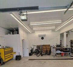 9 N 10th St, Emmaus, PA for lease Interior Photo- Image 2 of 10