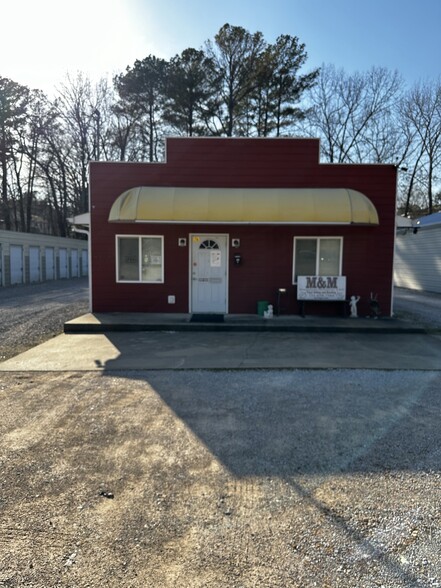 914 Peach St, Selmer, TN for sale - Building Photo - Image 2 of 9