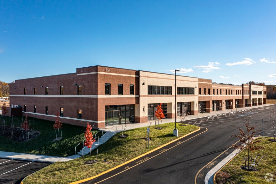 514 Lansdowne Rd, Fredericksburg, VA for lease - Building Photo - Image 3 of 23