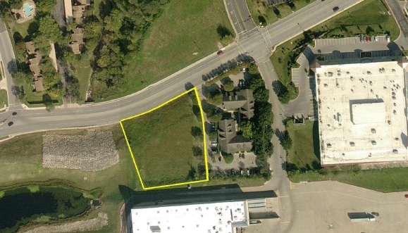 301 Hesters Crossing - Covered Land Play portfolio of 3 properties for sale on LoopNet.ca - Building Photo - Image 3 of 3