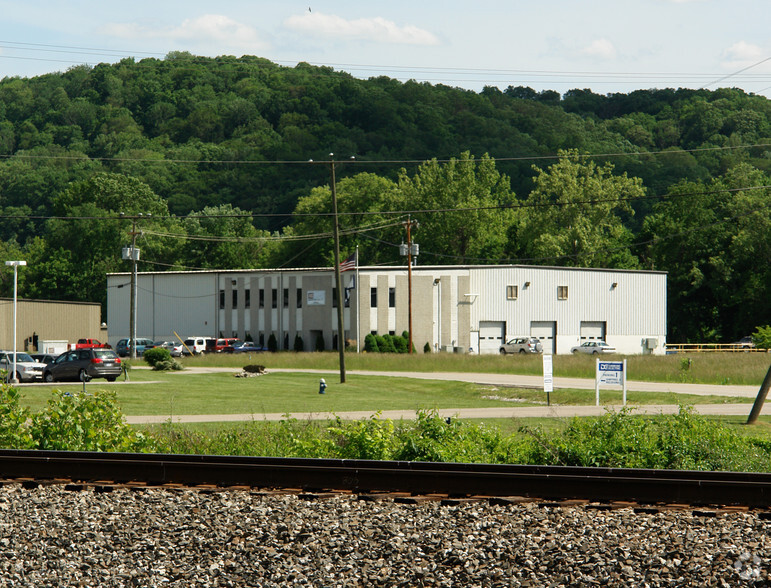 737 Eleanor Industrial Park Dr, Eleanor, WV for lease - Primary Photo - Image 2 of 7