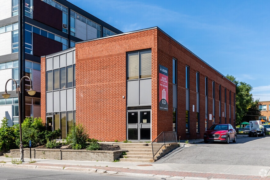 227 Boul Saint-Joseph, Gatineau, QC à vendre - Photo principale - Image 1 de 5