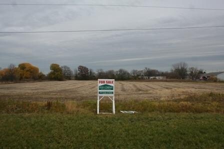 28629 N Rt 12 Hwy, Wauconda, IL à vendre - Photo du bâtiment - Image 2 de 15