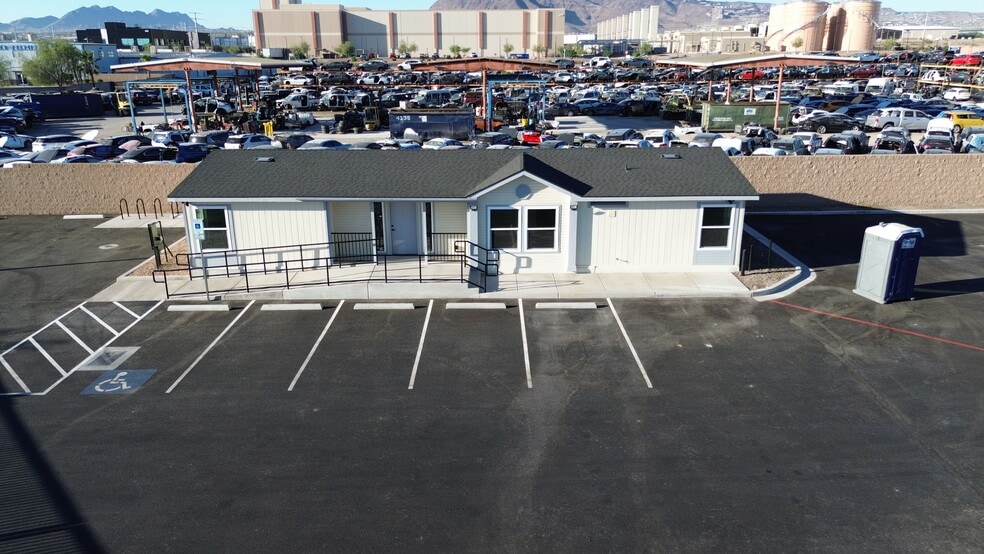 1735 Athol Ave, Henderson, NV for lease - Building Photo - Image 2 of 20