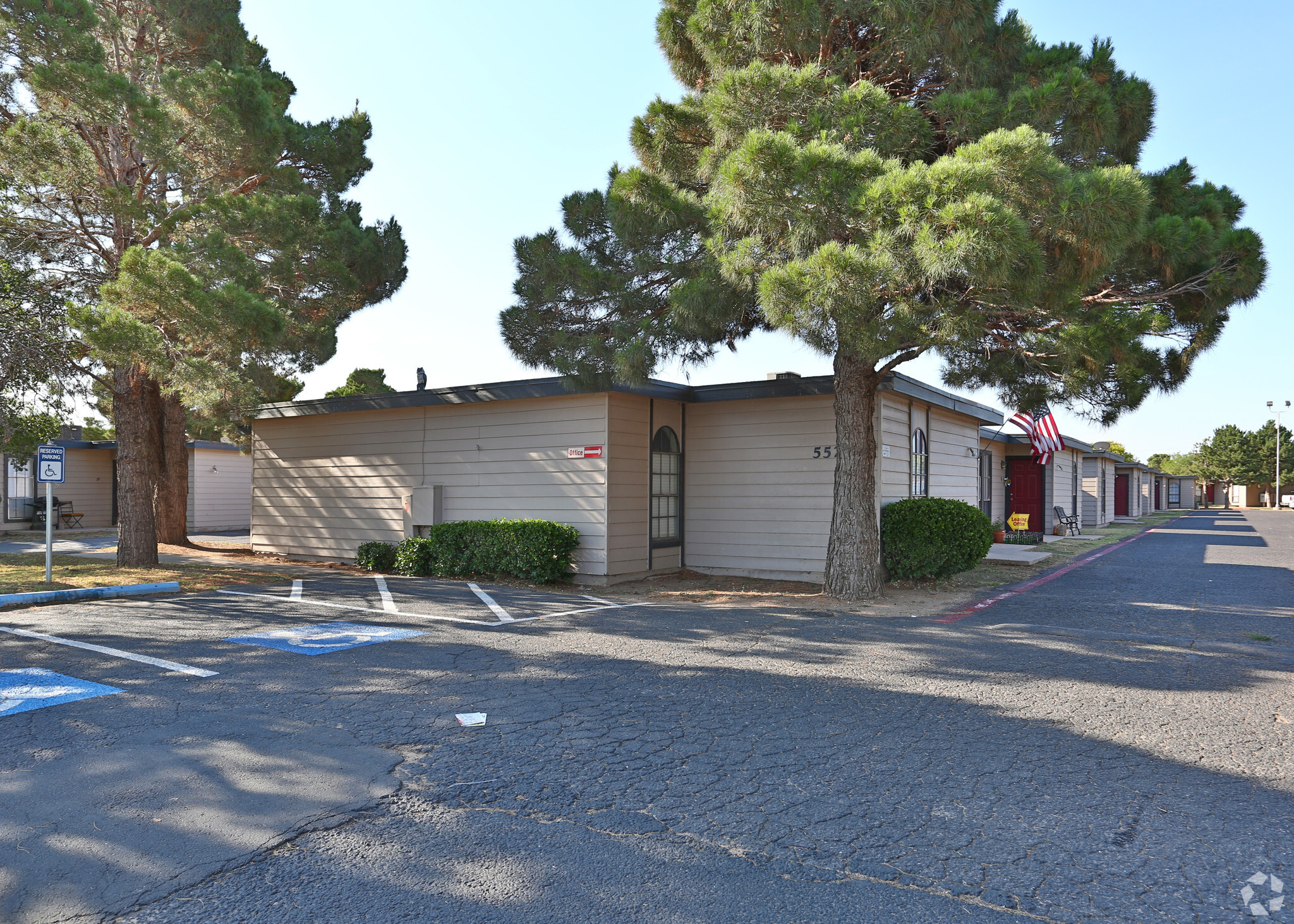 5525 4th St, Lubbock, TX à vendre Photo principale- Image 1 de 1