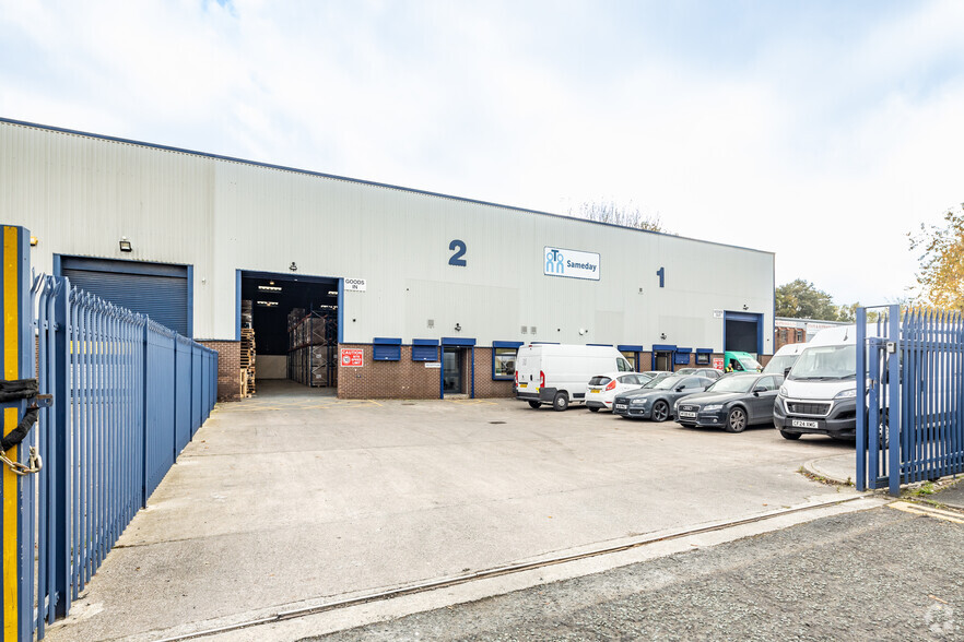 Longbridge Rd, Manchester for lease - Building Photo - Image 2 of 4