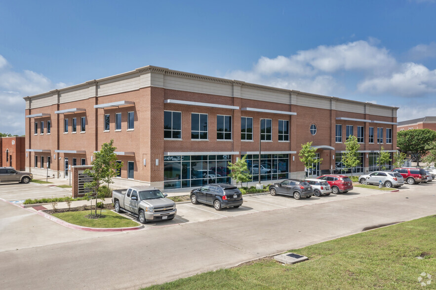 6705 Heritage Pky, Rockwall, TX for lease - Building Photo - Image 1 of 5