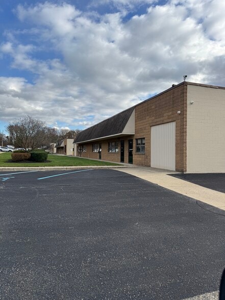 245 Old Egg Harbor Rd, West Berlin, NJ for lease - Building Photo - Image 3 of 17
